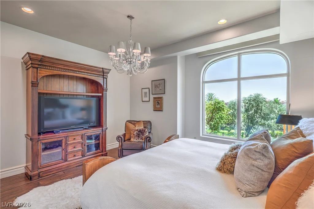 9101 Alta, Las Vegas, NV 89145