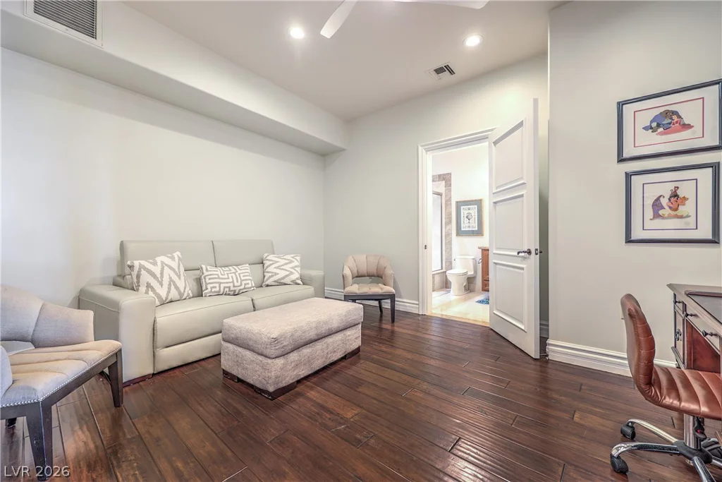 9101 Alta, Las Vegas, NV 89145