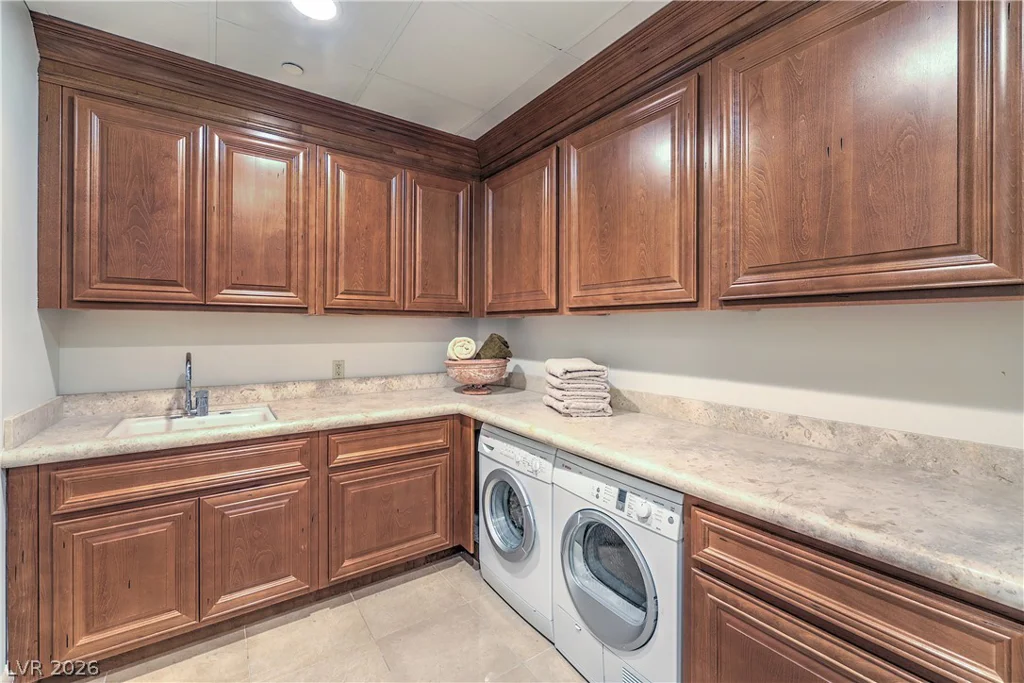 9101 Alta, Las Vegas, NV 89145