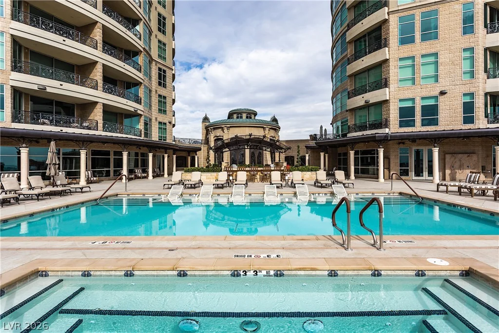 9101 Alta, Las Vegas, NV 89145