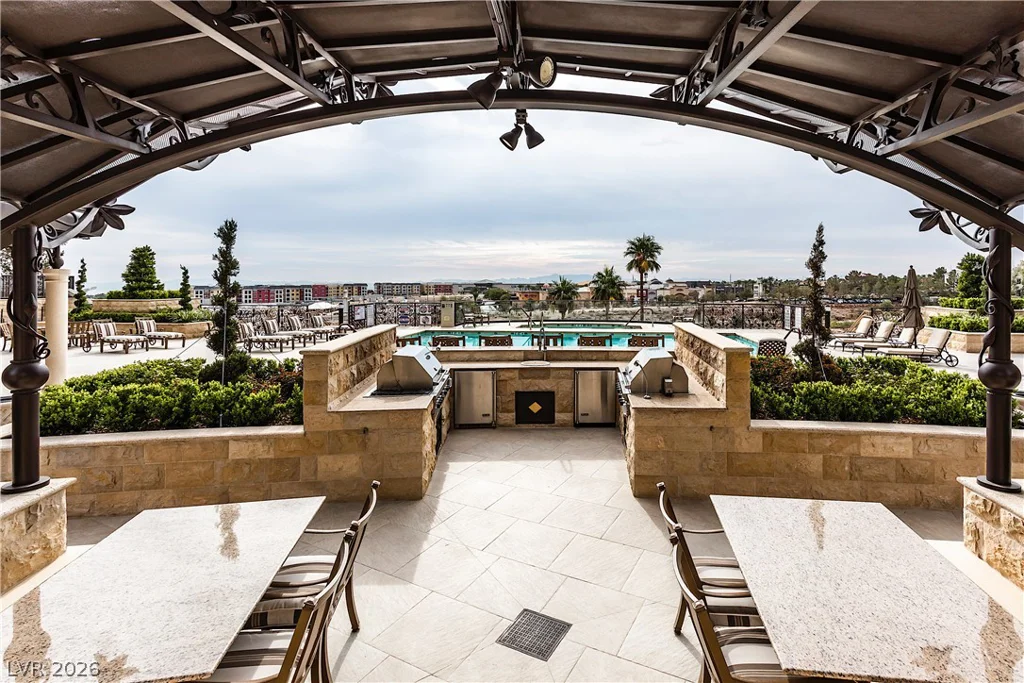 9101 Alta, Las Vegas, NV 89145