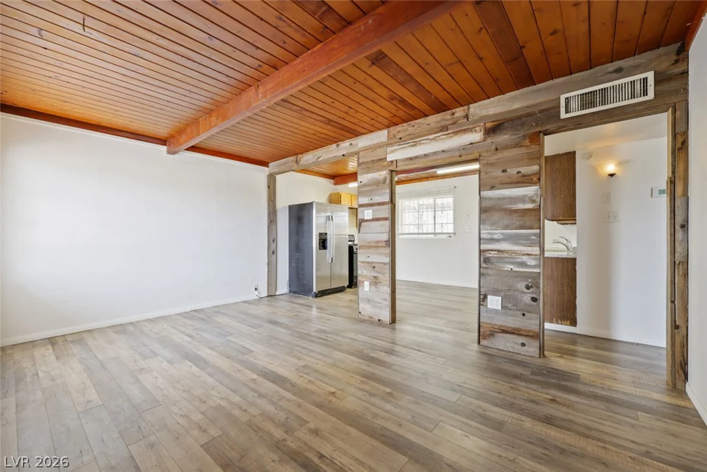 421 Stanford, Las Vegas, NV 89107