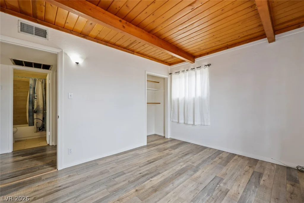 421 Stanford, Las Vegas, NV 89107