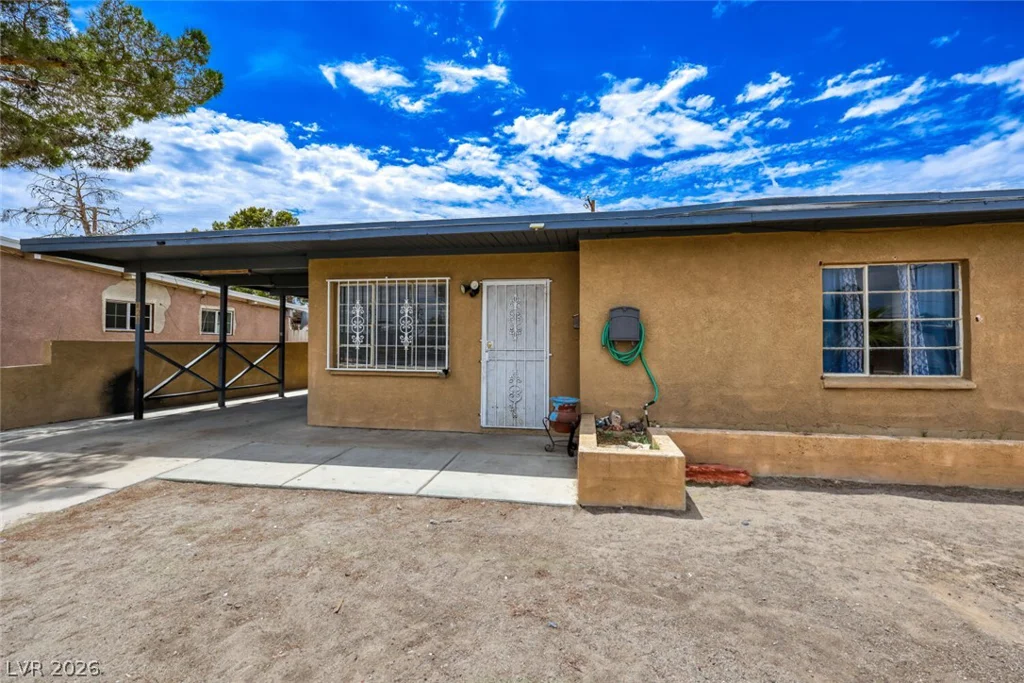 421 Stanford, Las Vegas, NV 89107
