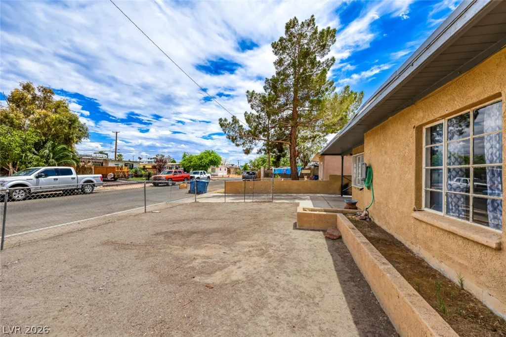 421 Stanford, Las Vegas, NV 89107