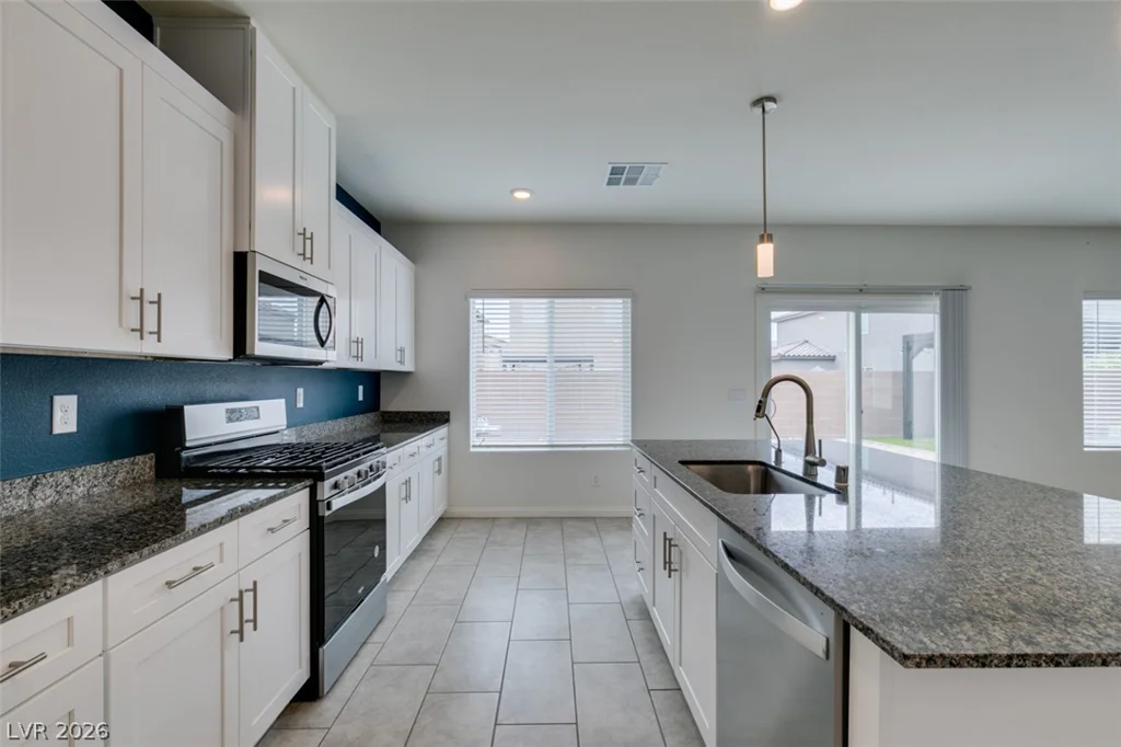 7544 Bronson Bay, North Las Vegas, NV 89084