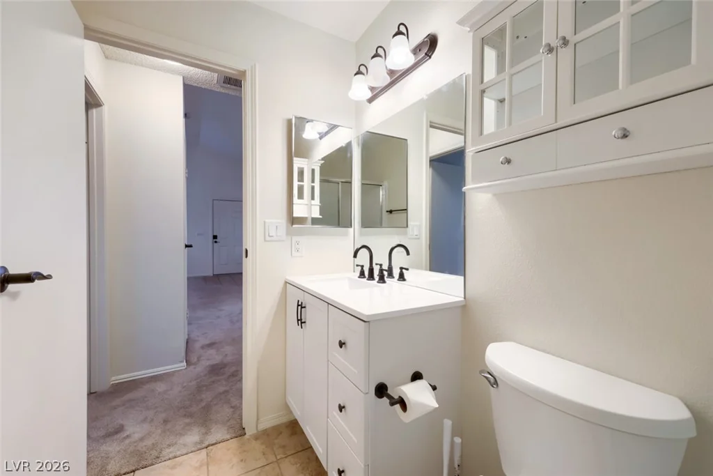 5890 Medallion, Las Vegas, NV 89122