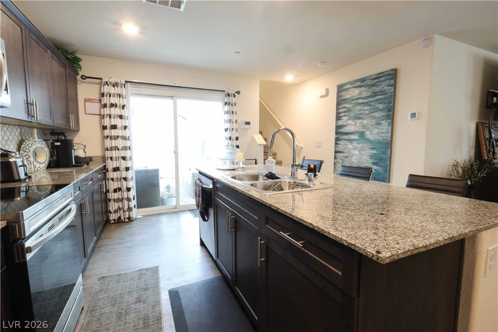 6911 Evening Orchid, North Las Vegas, NV 89086