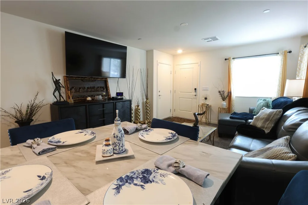 6911 Evening Orchid, North Las Vegas, NV 89086