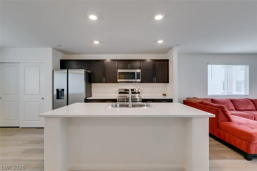 6860 Prairie Pearl, Las Vegas, NV 89148