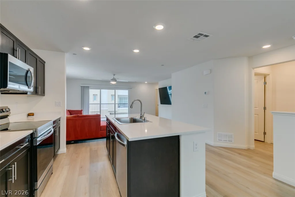 6860 Prairie Pearl, Las Vegas, NV 89148