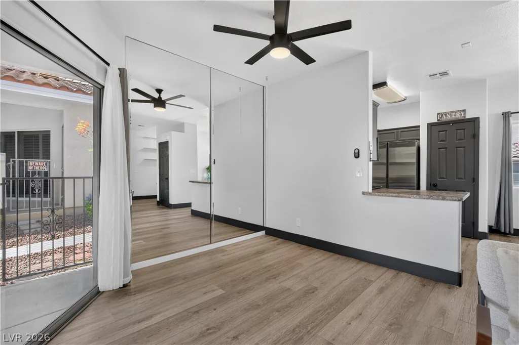 3250 Mystic Ridge, Las Vegas, NV 89129