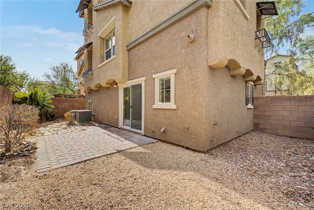 10446 Wildflower Gully, Las Vegas, NV 89178