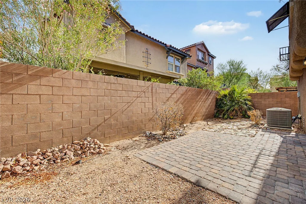 10446 Wildflower Gully, Las Vegas, NV 89178