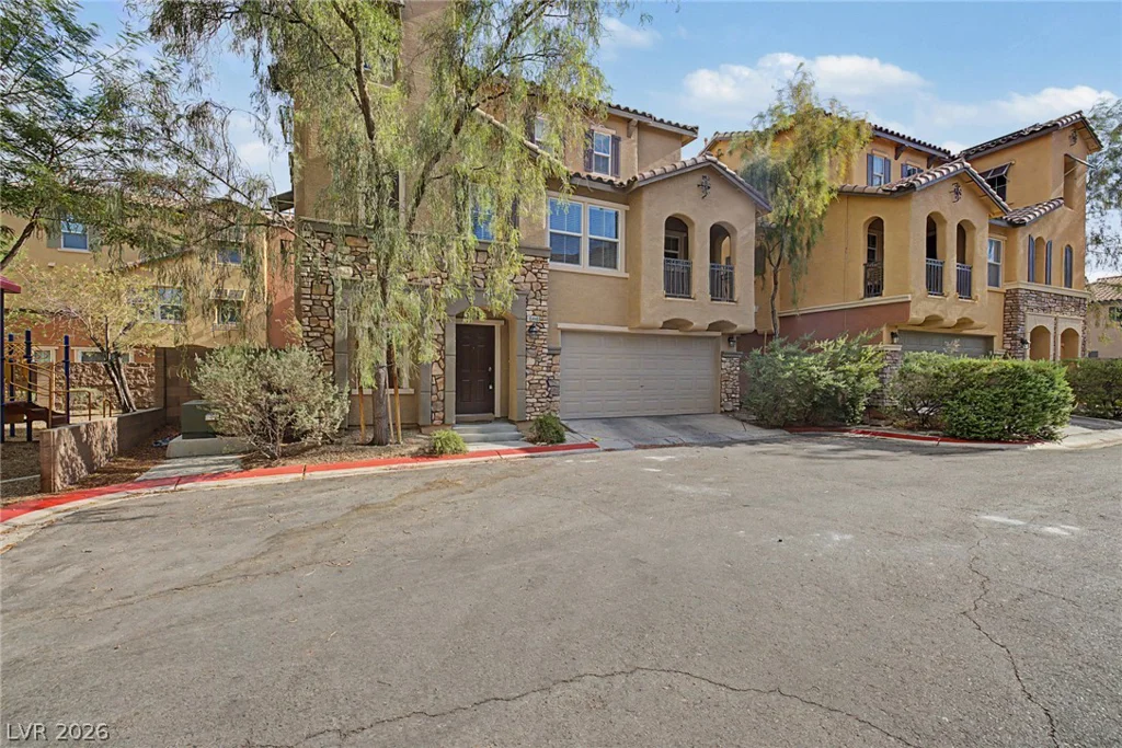 10446 Wildflower Gully, Las Vegas, NV 89178