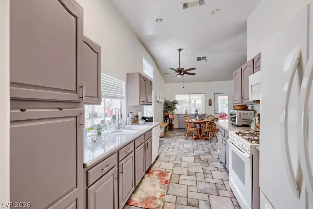 205 Glacier, Henderson, NV 89074