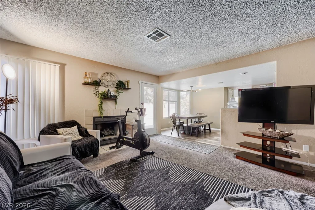 401 Crater, Henderson, NV 89014