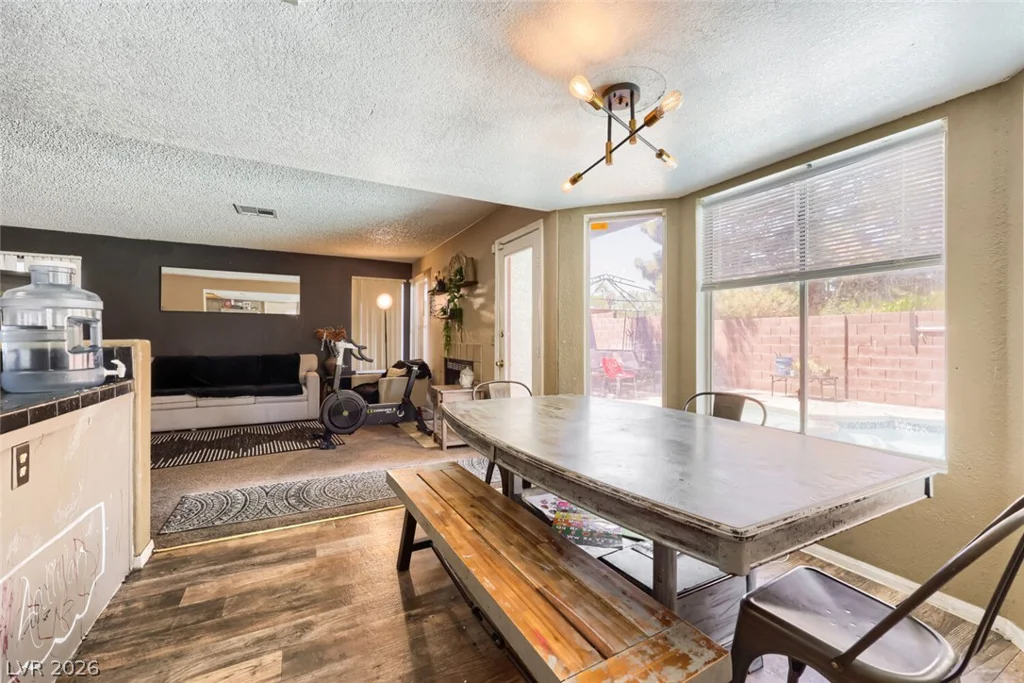401 Crater, Henderson, NV 89014