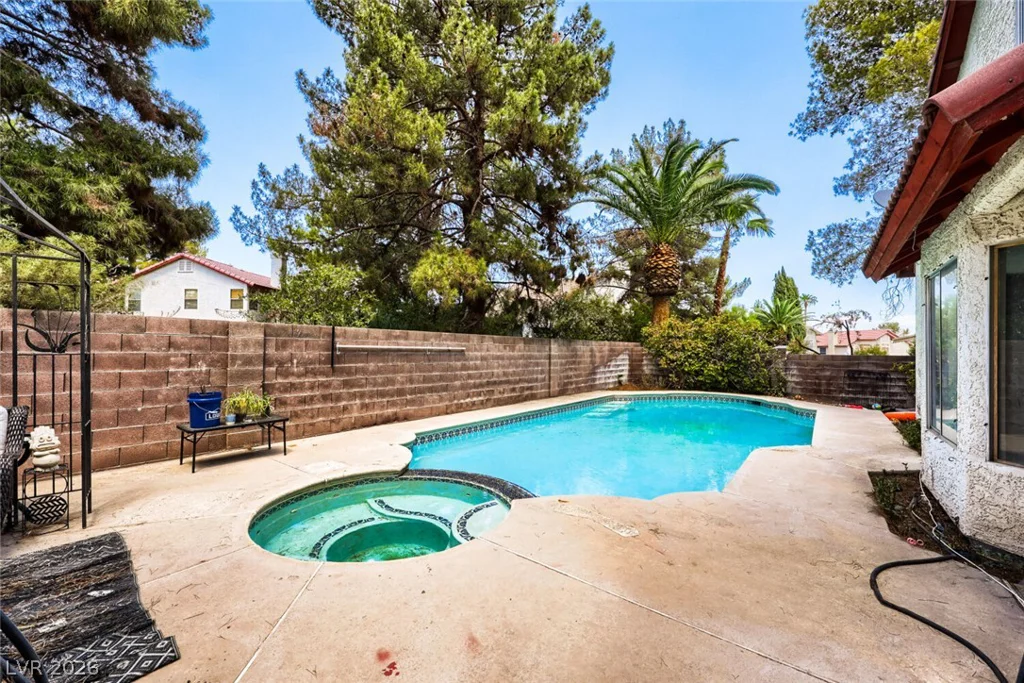 401 Crater, Henderson, NV 89014