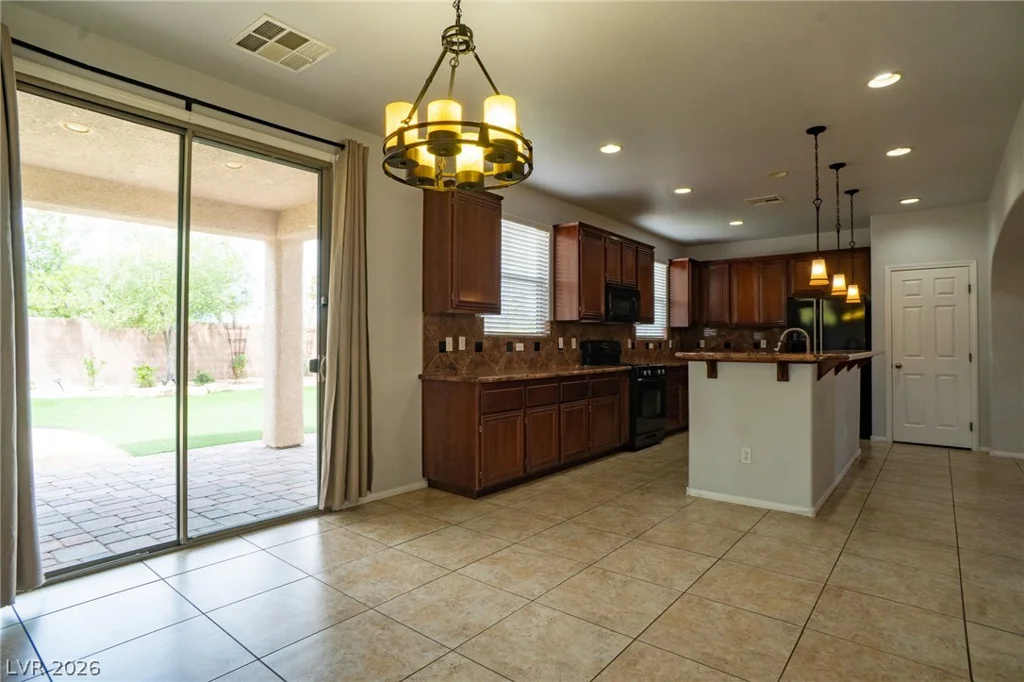 10503 Bella Camrosa, Las Vegas, NV 89141