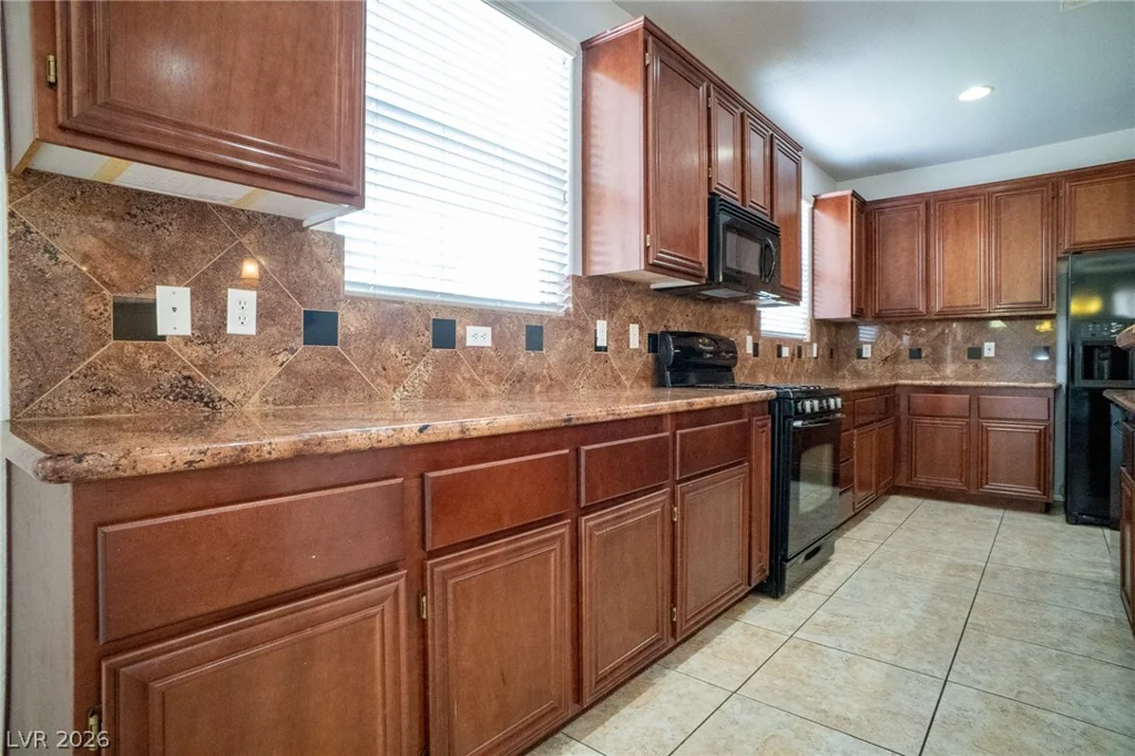 10503 Bella Camrosa, Las Vegas, NV 89141