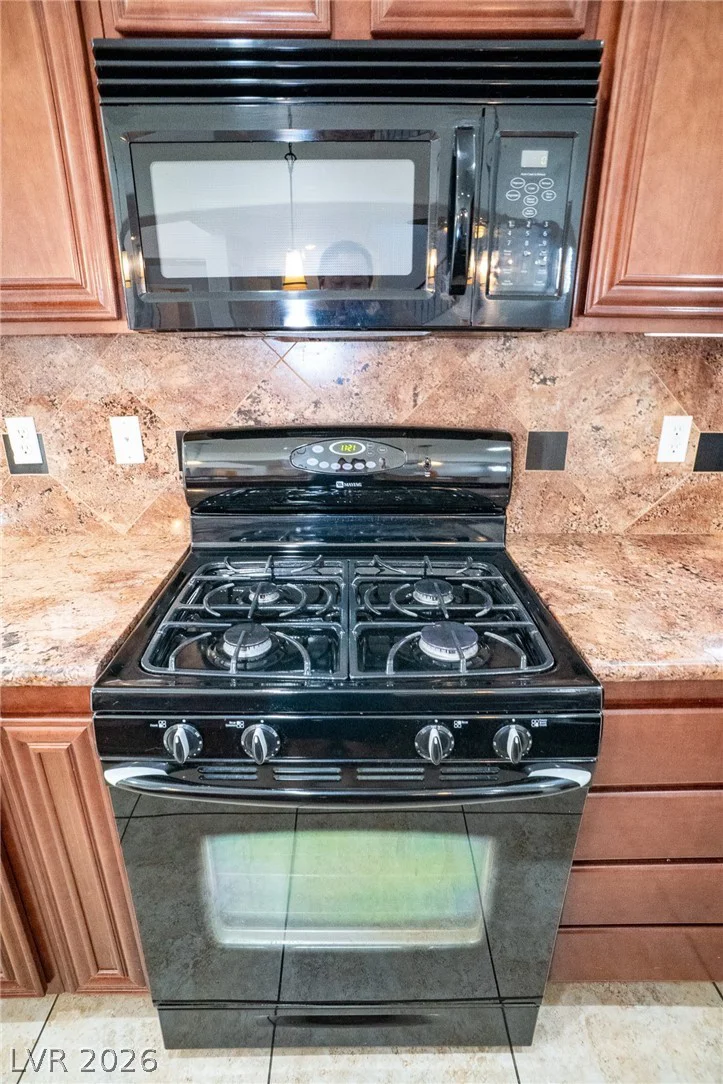 10503 Bella Camrosa, Las Vegas, NV 89141