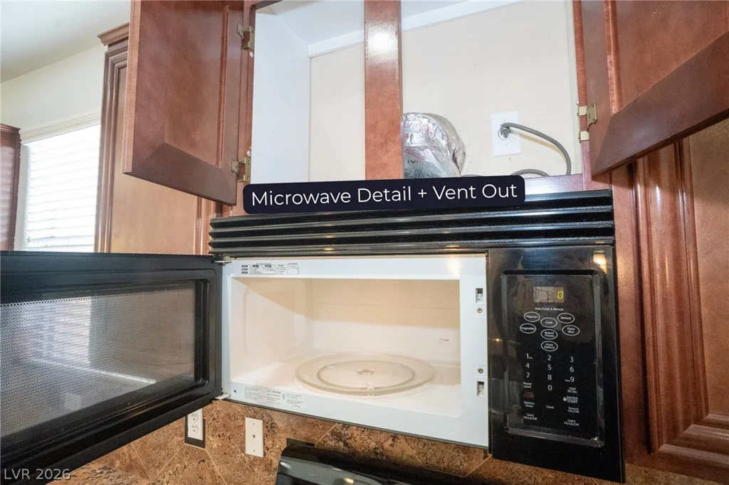 10503 Bella Camrosa, Las Vegas, NV 89141