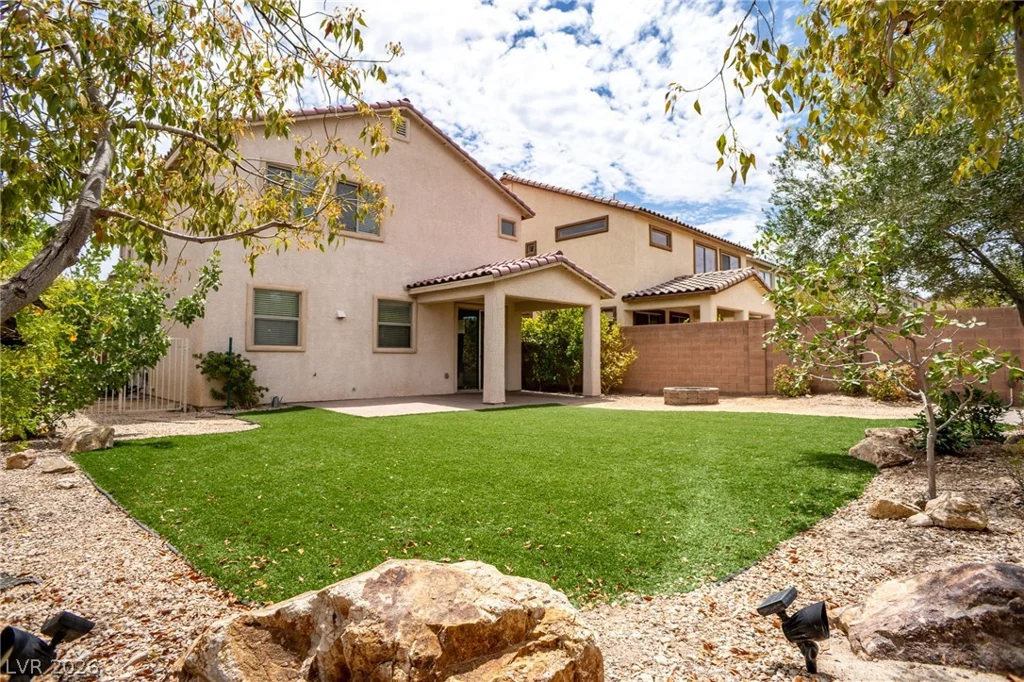 10503 Bella Camrosa, Las Vegas, NV 89141