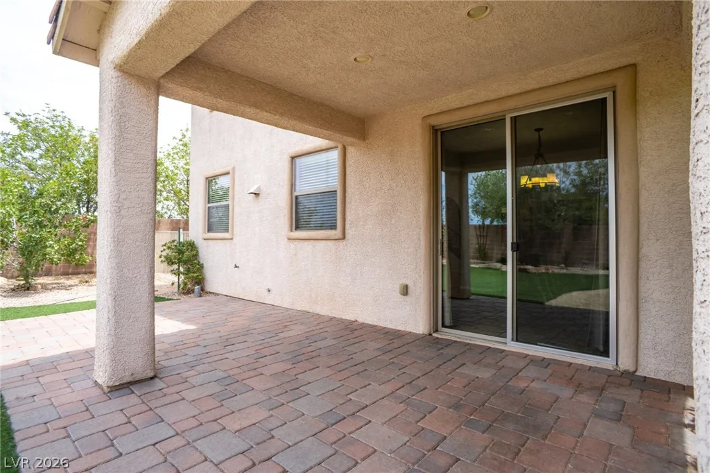 10503 Bella Camrosa, Las Vegas, NV 89141