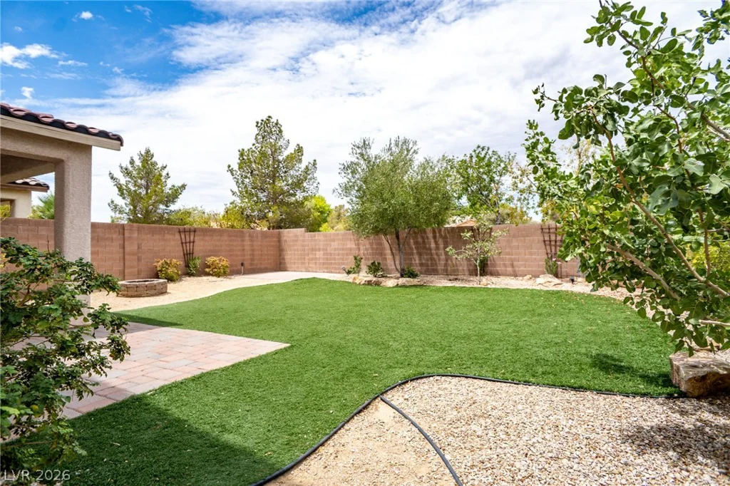10503 Bella Camrosa, Las Vegas, NV 89141
