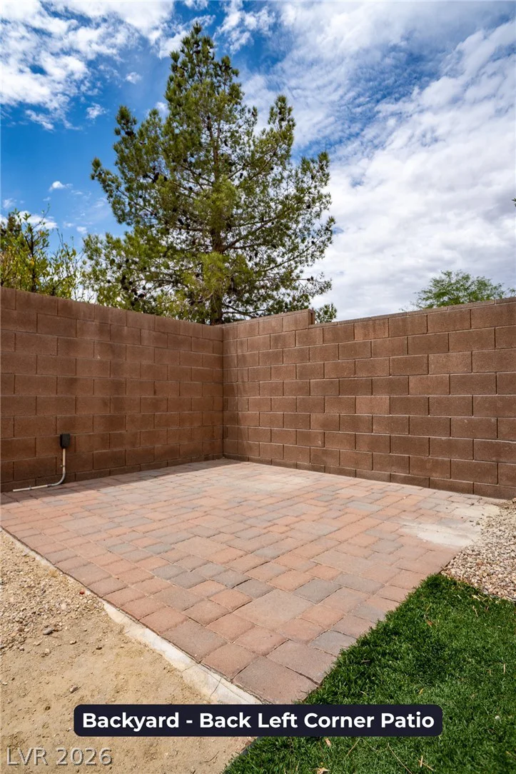10503 Bella Camrosa, Las Vegas, NV 89141