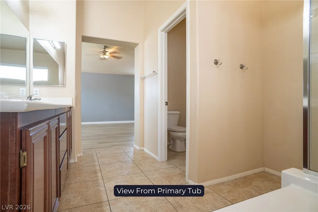 10503 Bella Camrosa, Las Vegas, NV 89141
