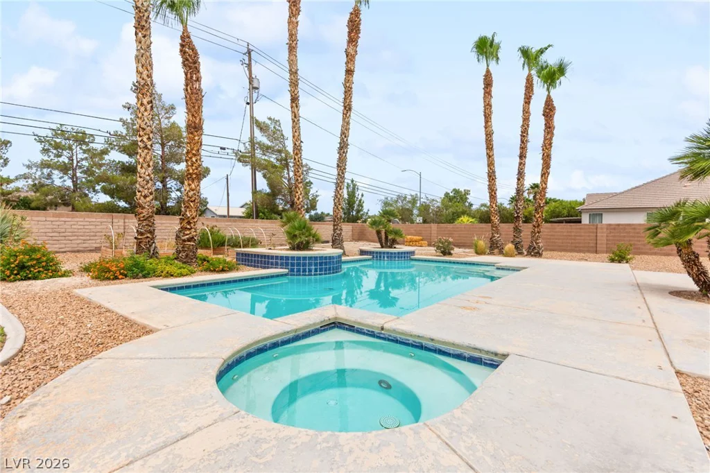 7533 Rushing Current, Las Vegas, NV 89131