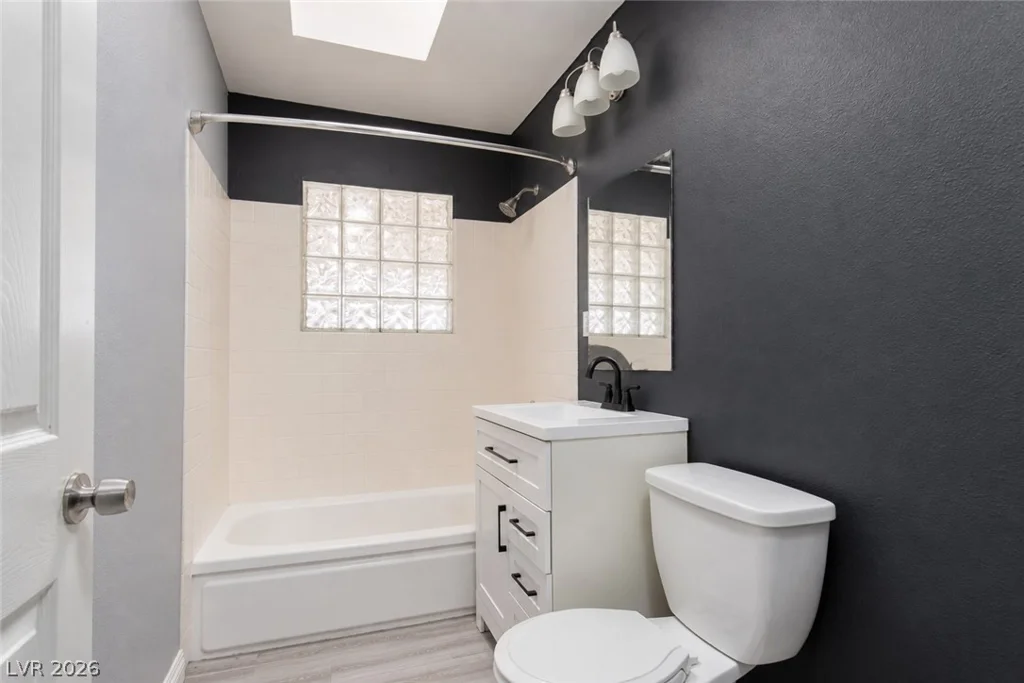 111 Ivy, Henderson, NV 89015