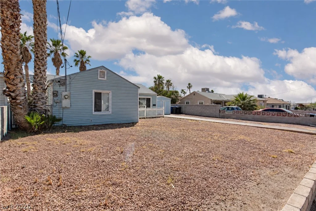 111 Ivy, Henderson, NV 89015
