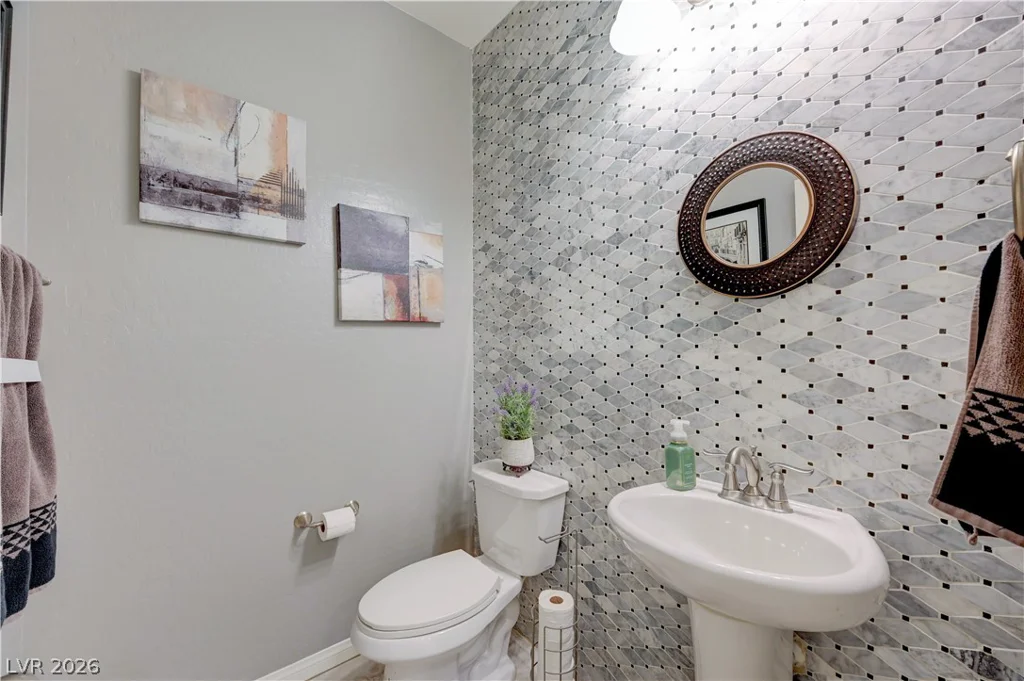 1098 Water, Henderson, NV 89011