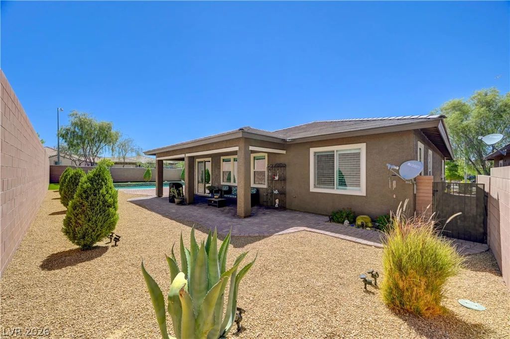 1098 Water, Henderson, NV 89011