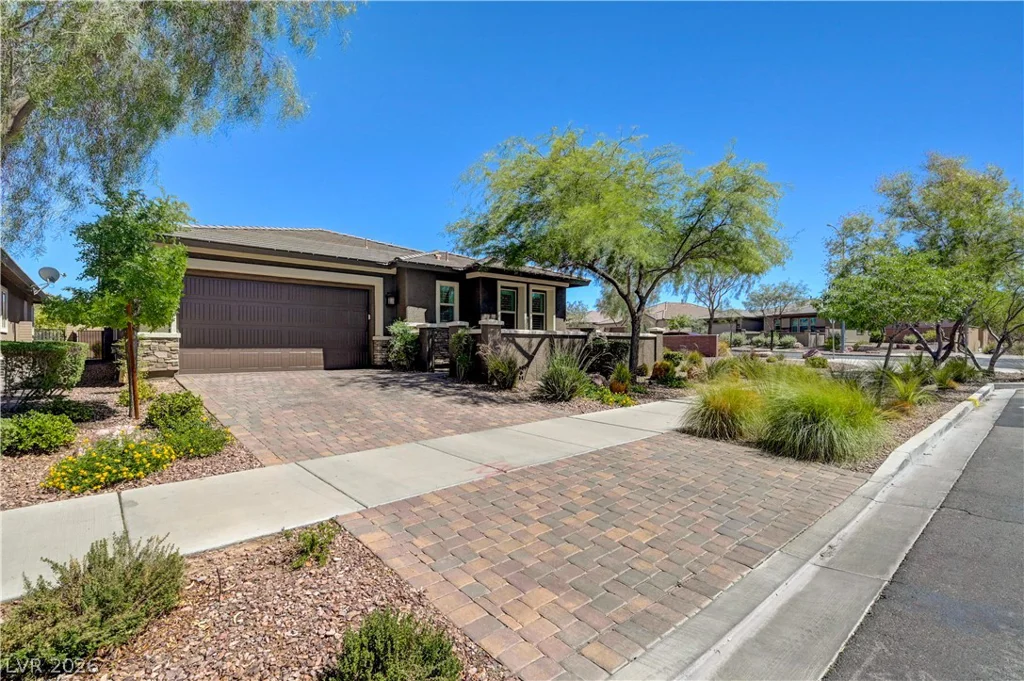 1098 Water, Henderson, NV 89011