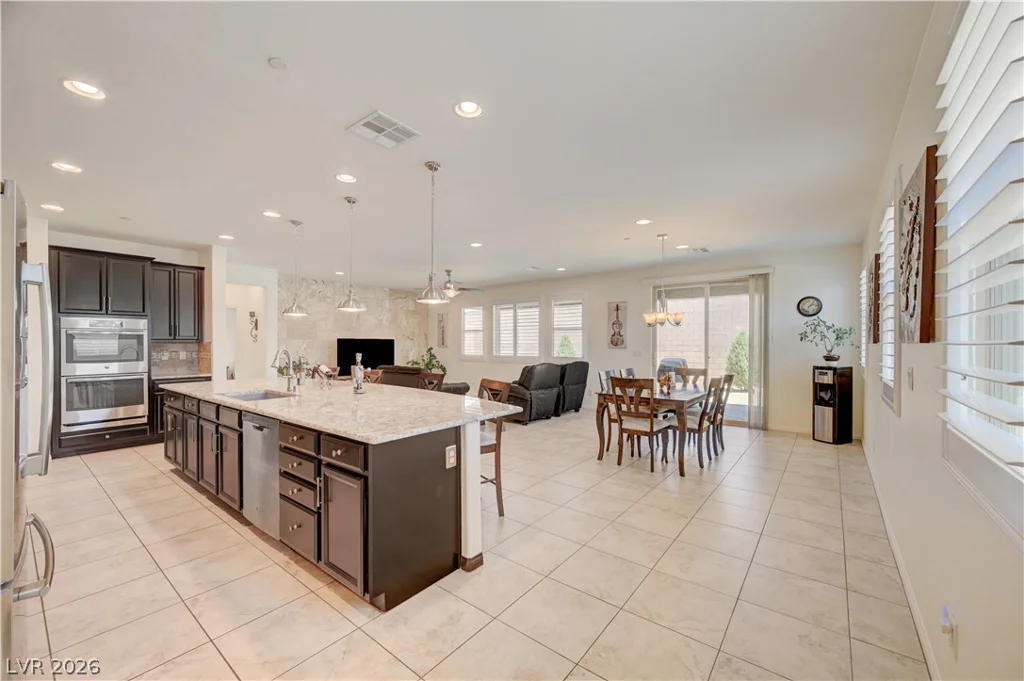 1098 Water, Henderson, NV 89011
