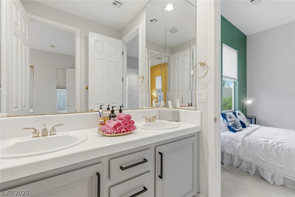 3042 Soft Horizon, Las Vegas, NV 89135