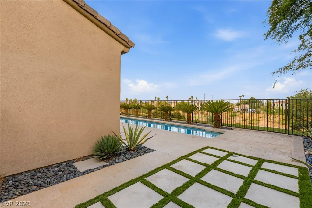 3042 Soft Horizon, Las Vegas, NV 89135