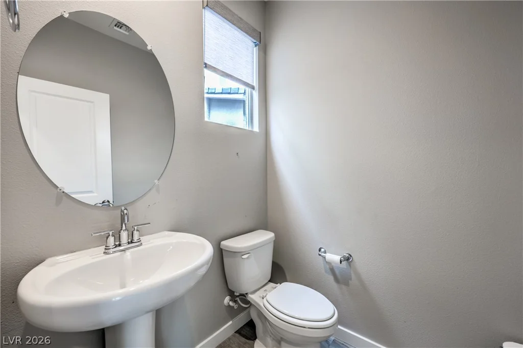 2592 Iron Crest, Las Vegas, NV 89138