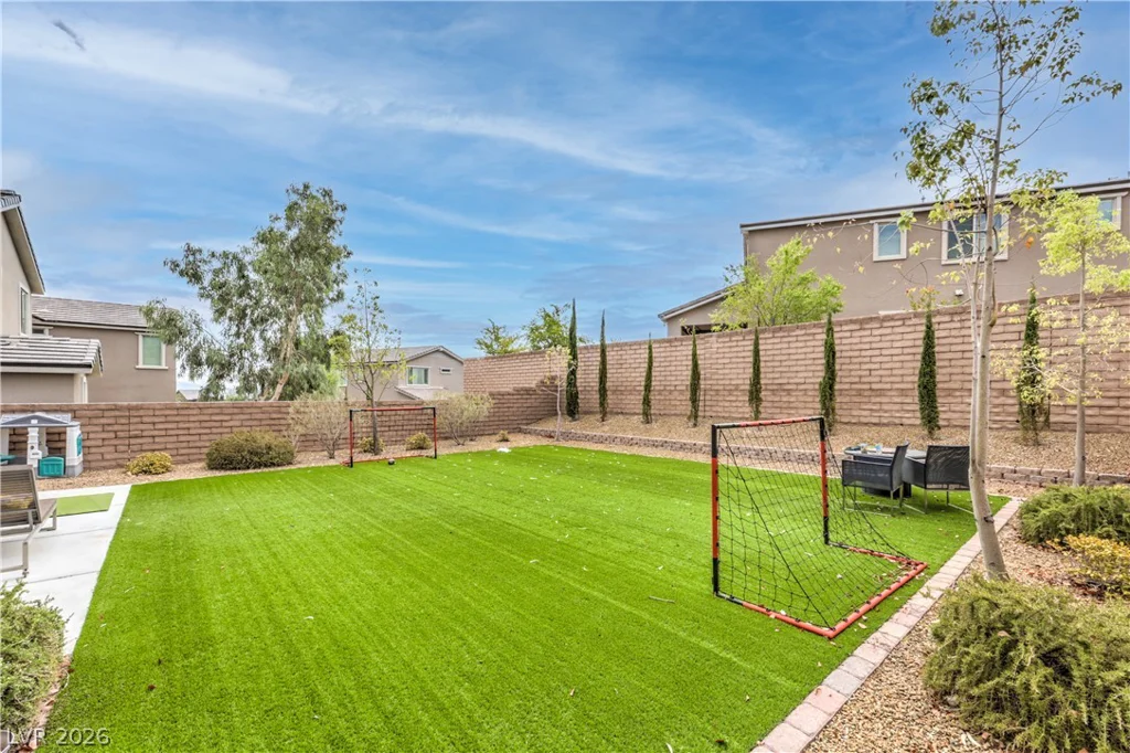 2592 Iron Crest, Las Vegas, NV 89138