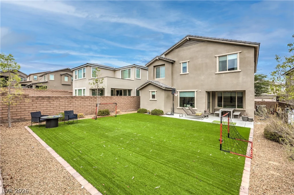 2592 Iron Crest, Las Vegas, NV 89138