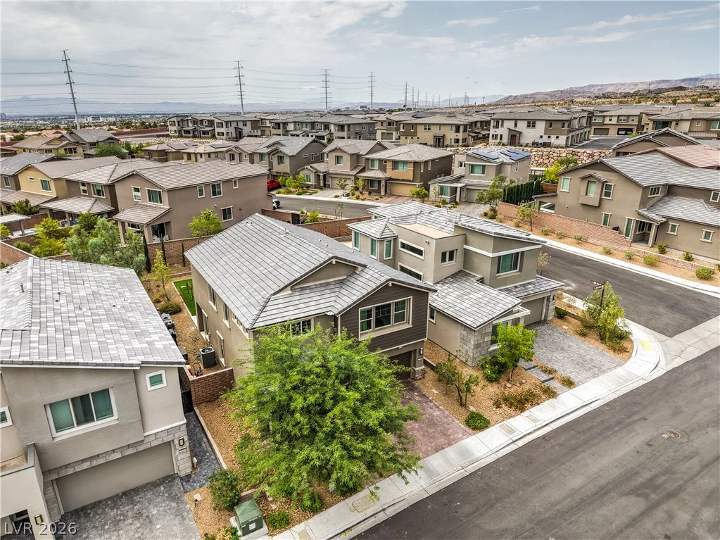 2592 Iron Crest, Las Vegas, NV 89138
