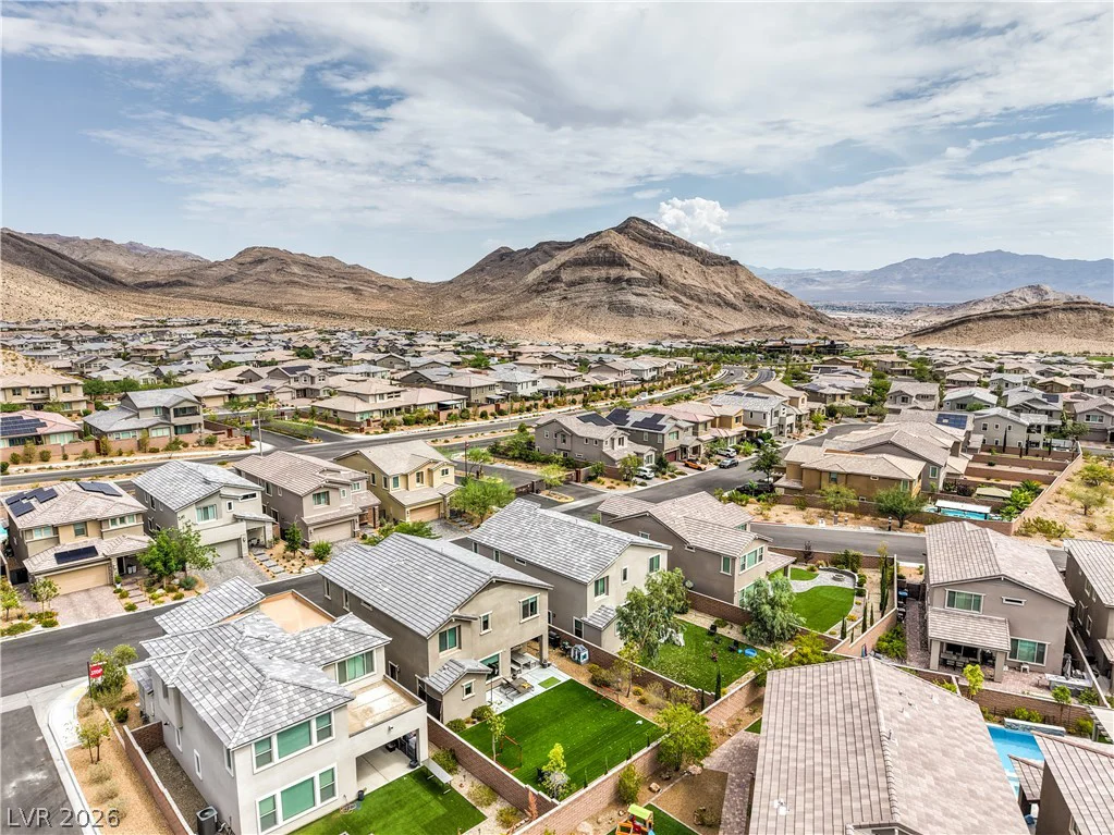2592 Iron Crest, Las Vegas, NV 89138