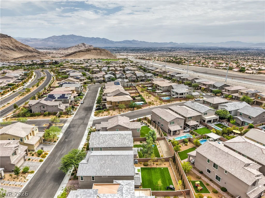 2592 Iron Crest, Las Vegas, NV 89138