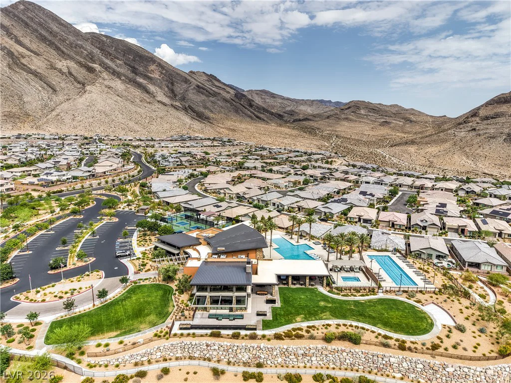 2592 Iron Crest, Las Vegas, NV 89138
