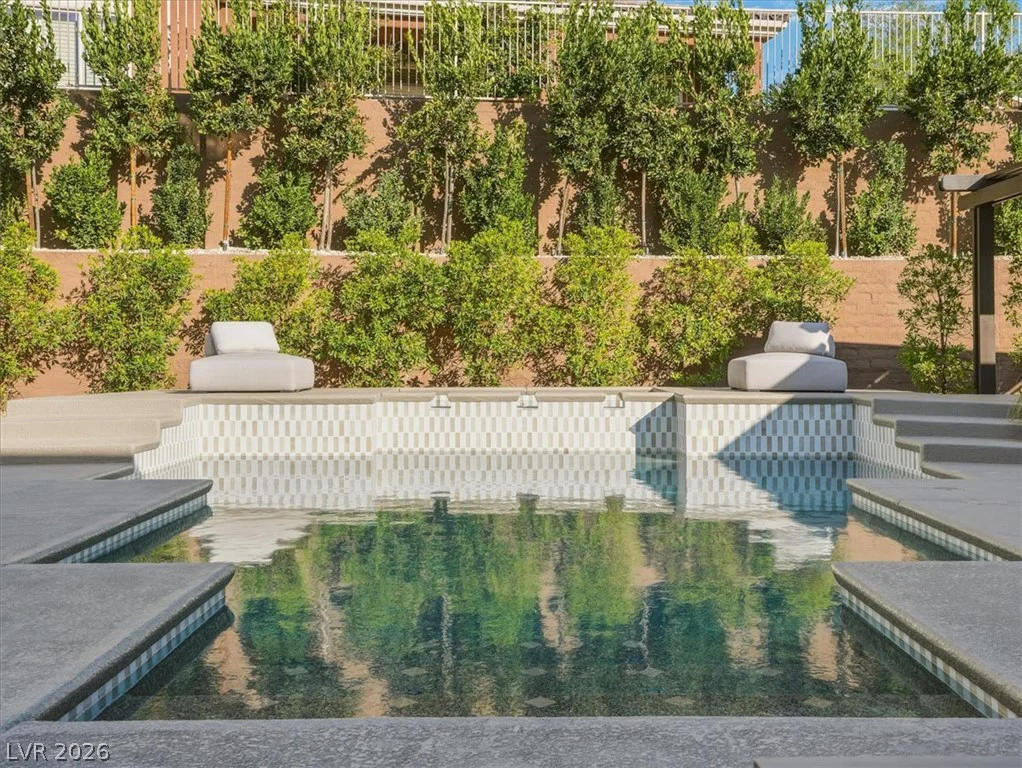 4 El Macero, Henderson, NV 89052