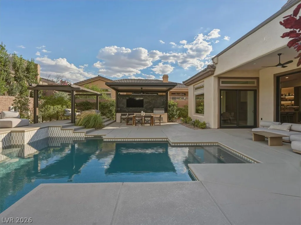 4 El Macero, Henderson, NV 89052